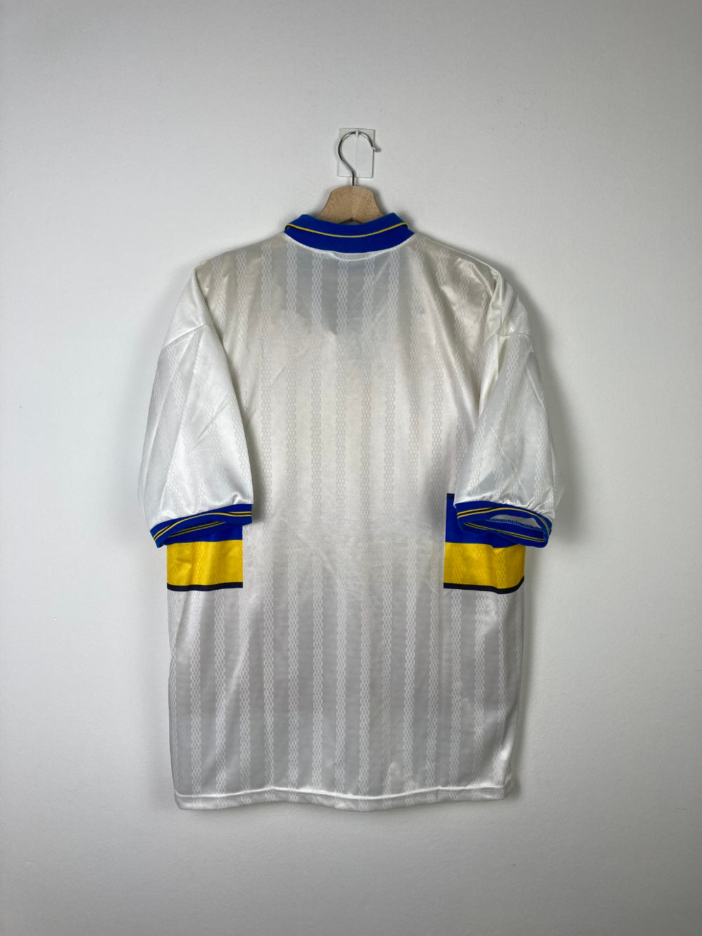 Original Hellas Verona Away Jersey 1998-1999 - XXL – RetrOriginalFootball, image size:1000x1333