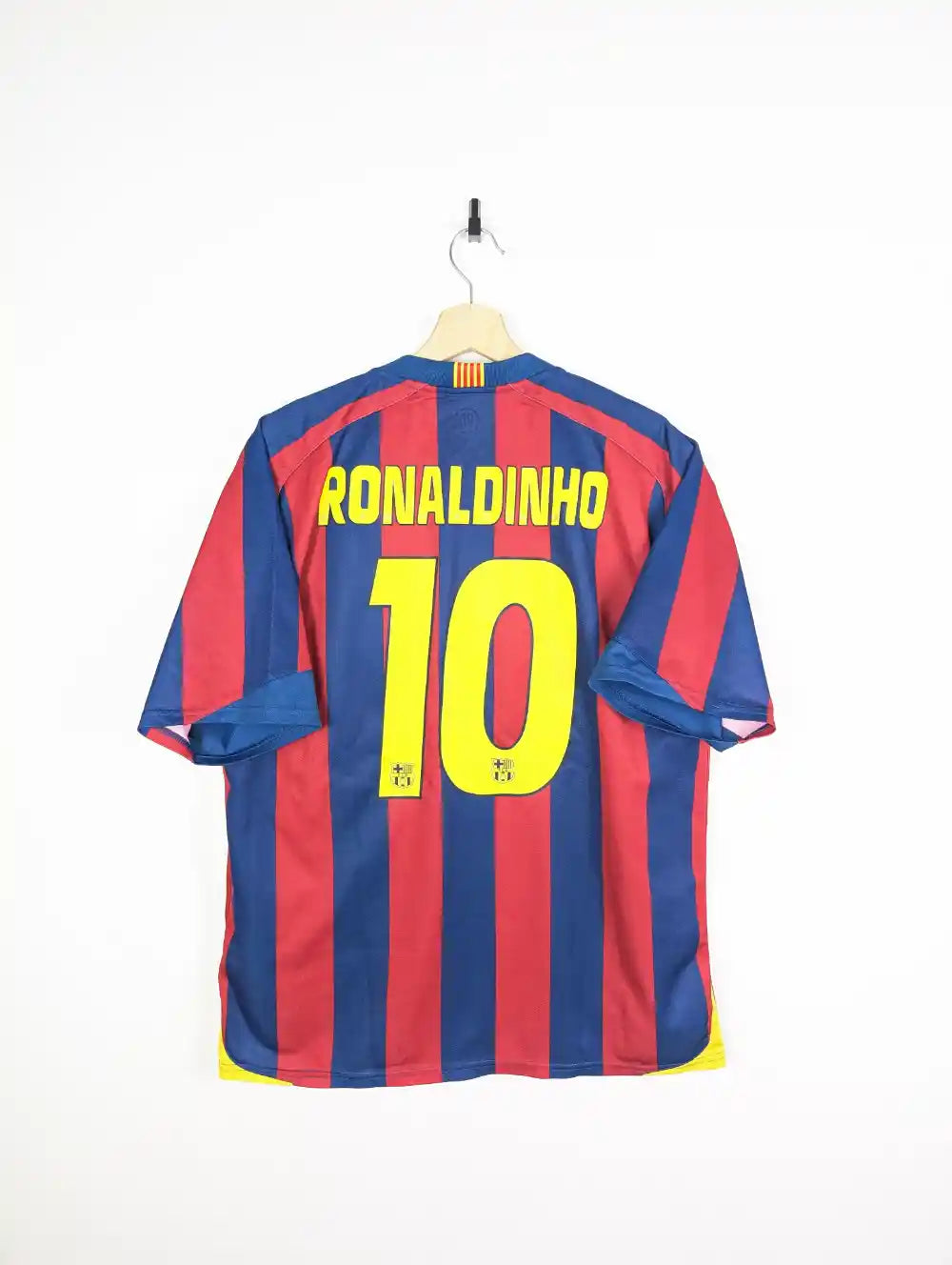 Original FC Barcelona Home Jersey 2005-2006 #10 Ronaldinho - L