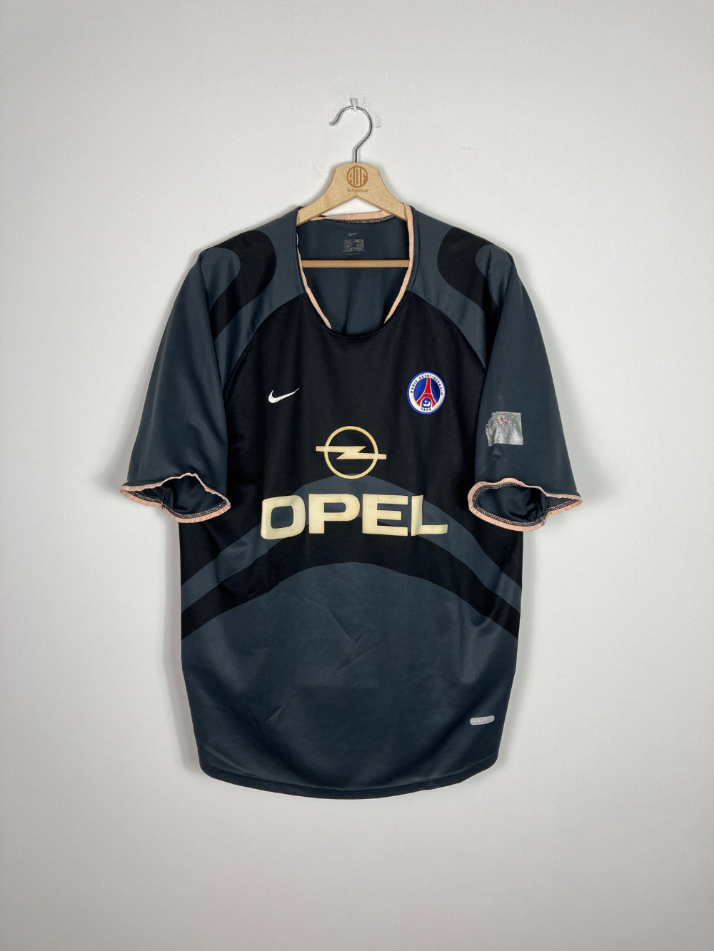 psg away black jersey