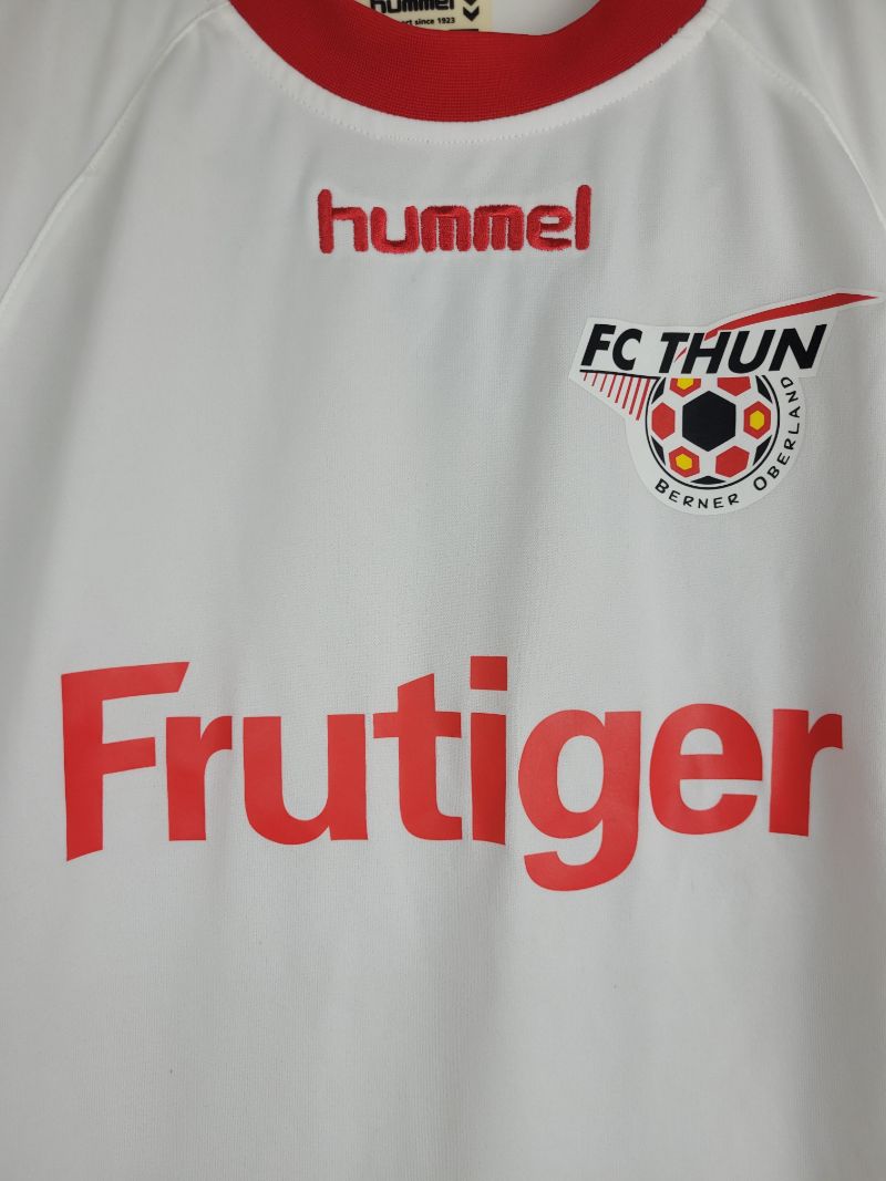 
                  
                    Original FC Thun *Matchworn* Away Jersey #9 Adriano 2005-2006 - M
                  
                