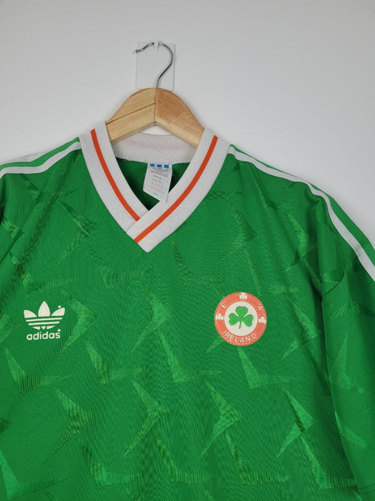 
                  
                    Original Ireland *Match-issued* Home Jersey 1990-1992 #21 of Alan McLoughlin - XL
                  
                