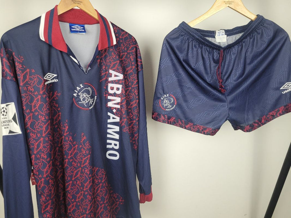 
                  
                    AFC Ajax 1995-1996 Away Kit Champions League Edition #6 of Clarence Seedorf Match-Issued (vs. AC Milan)
                  
                