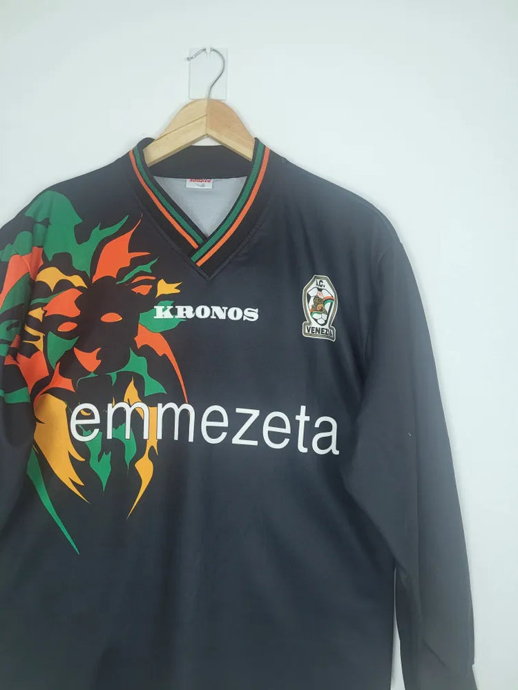 
                  
                    Original Venezia FC *Player-spec* Home Jersey 1998-1999 #21 - L
                  
                