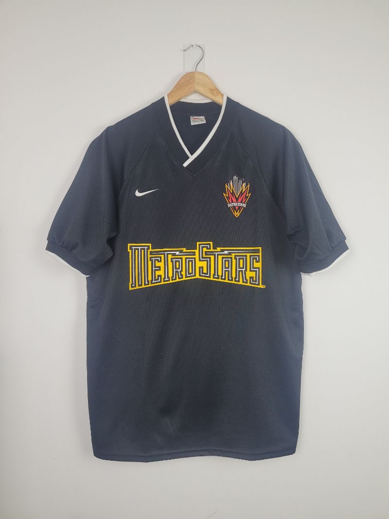 
                  
                    Original MetroStars Training Jersey 1998-1999 - M fits XL
                  
                