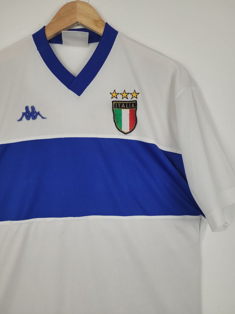 
                  
                    Original Italy Away Jersey 1996-1998 - XL
                  
                