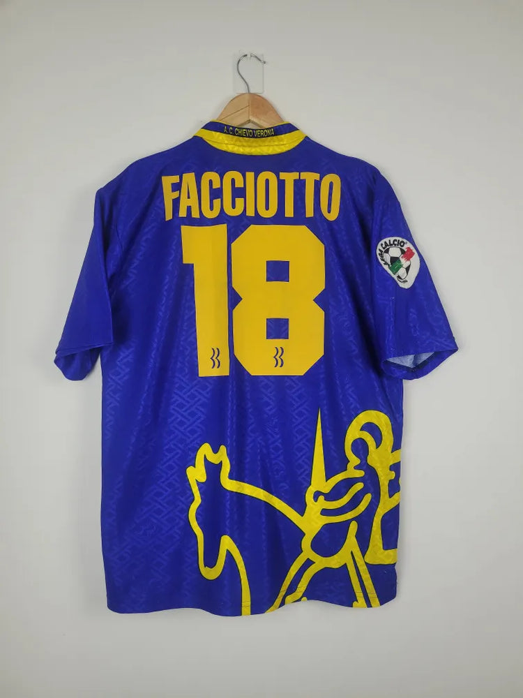 
                  
                    Original Chievo Verona *Matchworn* Away Jersey #18 Faccioto 1996-1997 - XL
                  
                