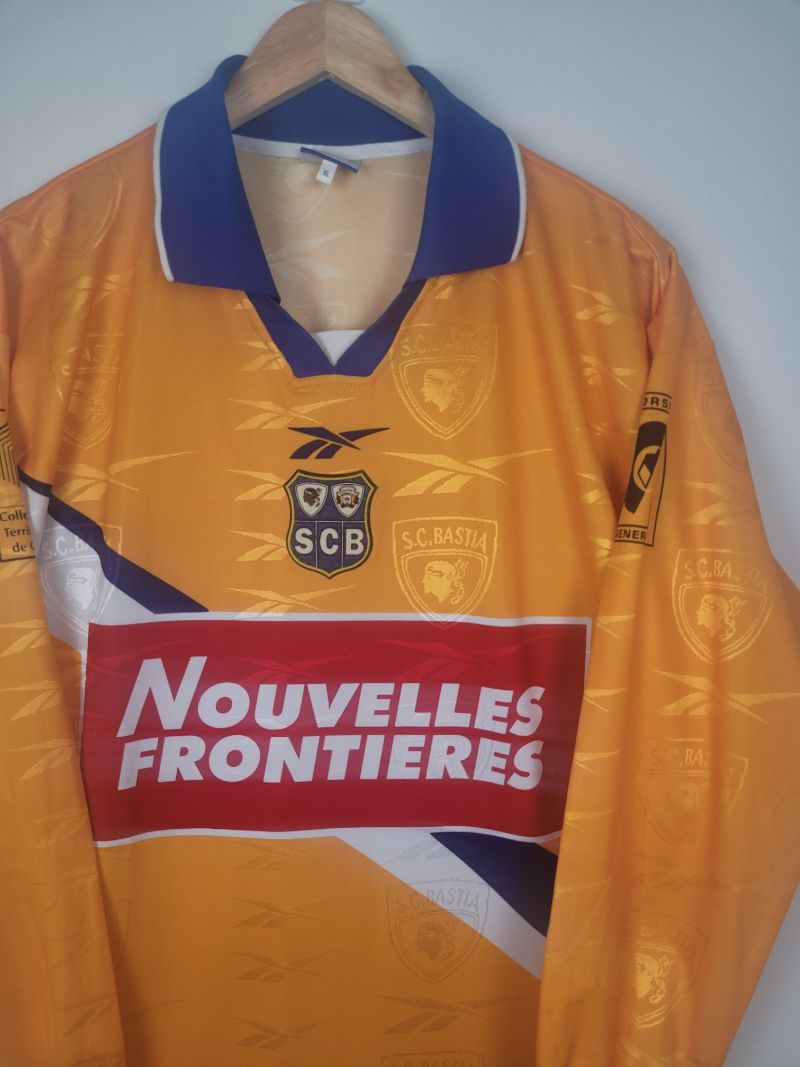
                  
                    Original SC Bastia *Player-spec* Away Jersey 1999-2000 - XL
                  
                