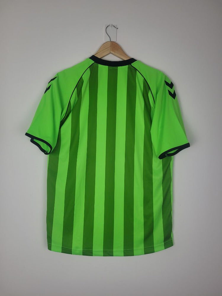 
                  
                    Original Jeonbuk Hyundai Motors Home Jersey 2011 - XXL fits XL/L
                  
                