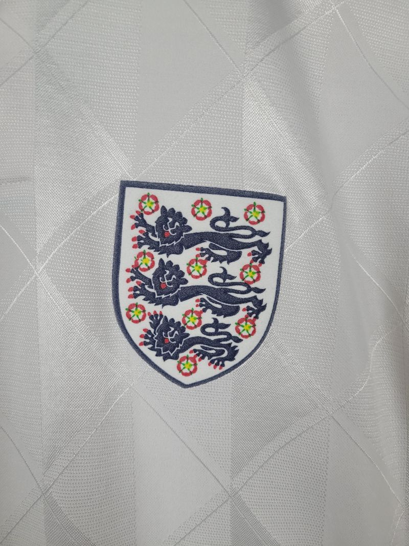 
                  
                    Original England Home Jersey 1988-1989 - M
                  
                