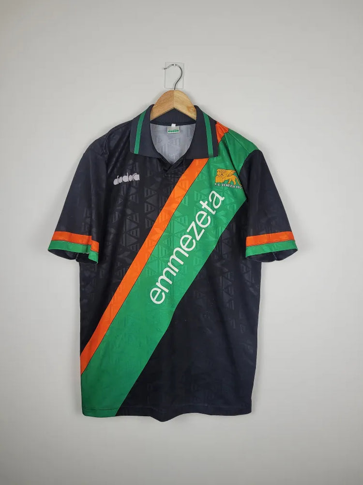 
                  
                    Original Venezia FC *Matchworn* Home Jersey 1993-1994 #18 Gennaro Merolla- XL
                  
                