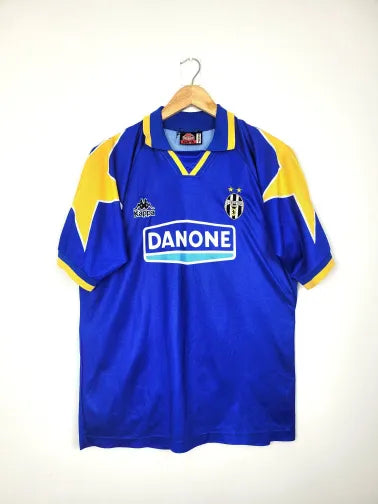 Original Juventus F.C. 1995 1997 Away Jersey L