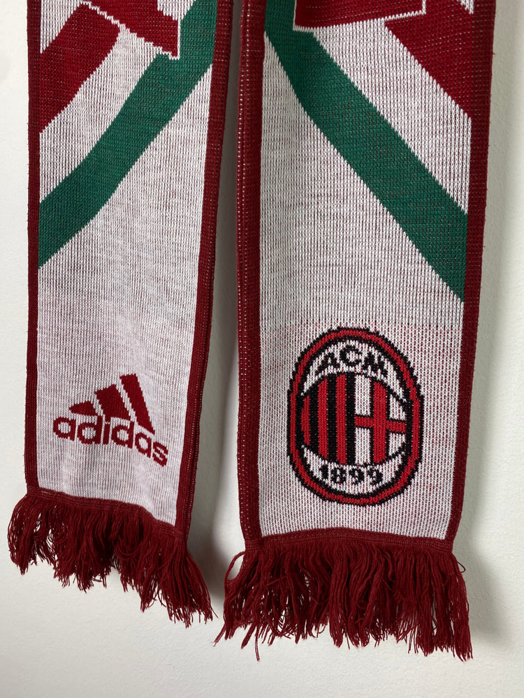 
                  
                    Original AC Milan scarf
                  
                