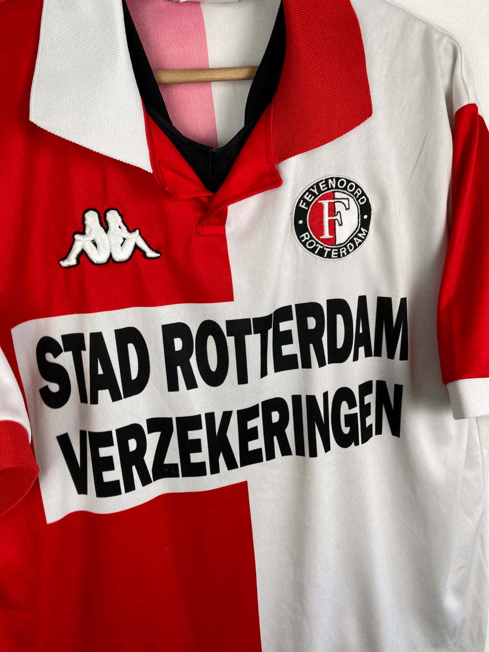 
                  
                    Original Feyenoord Home Jersey 2000-2001 - XL
                  
                