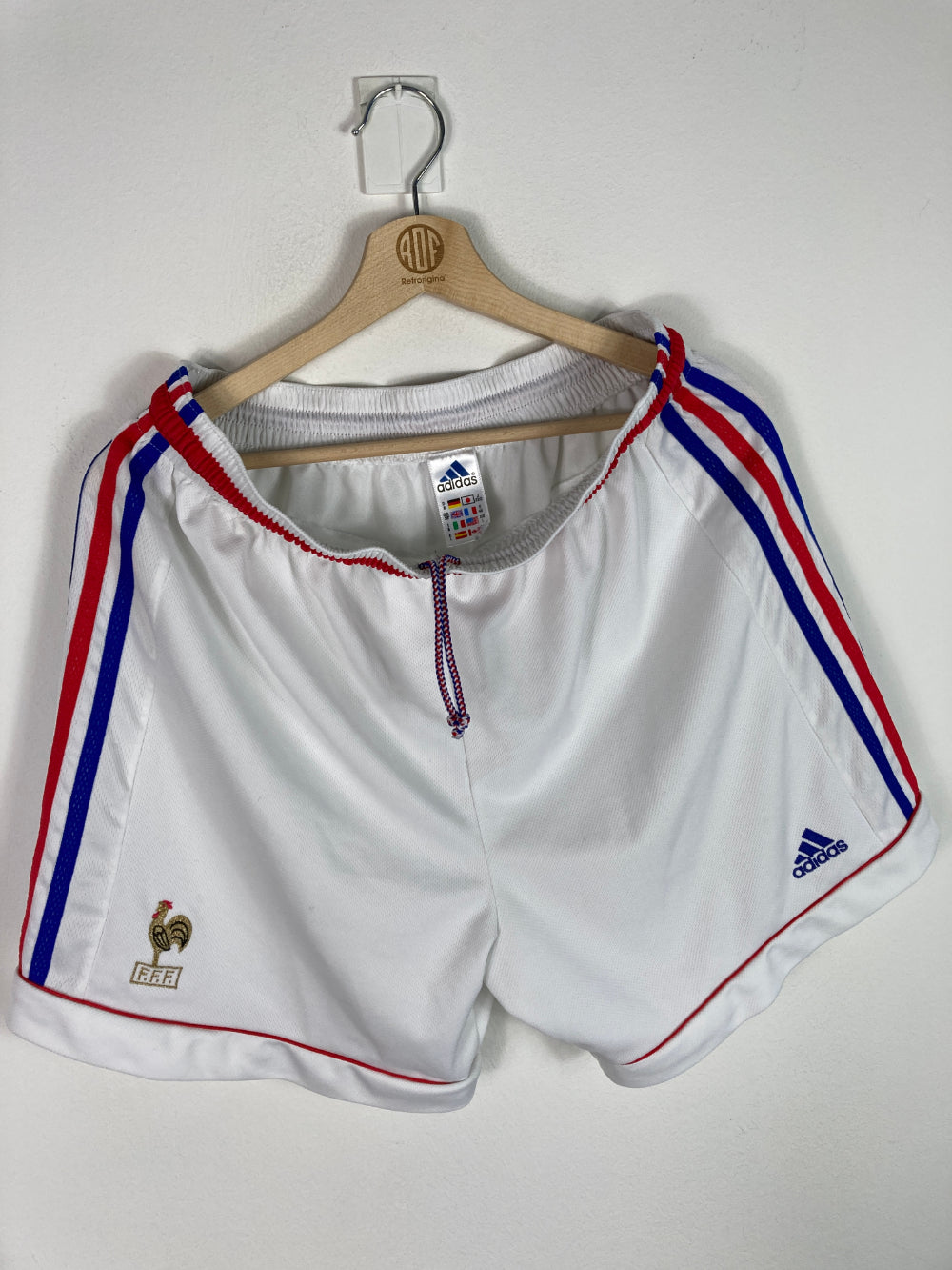 
                  
                    Original France Shorts Away 2000-2002 - L
                  
                