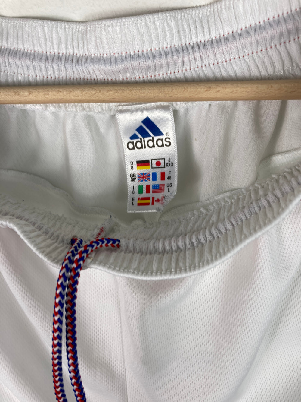 
                  
                    Original France Shorts Away 2000-2002 - L
                  
                