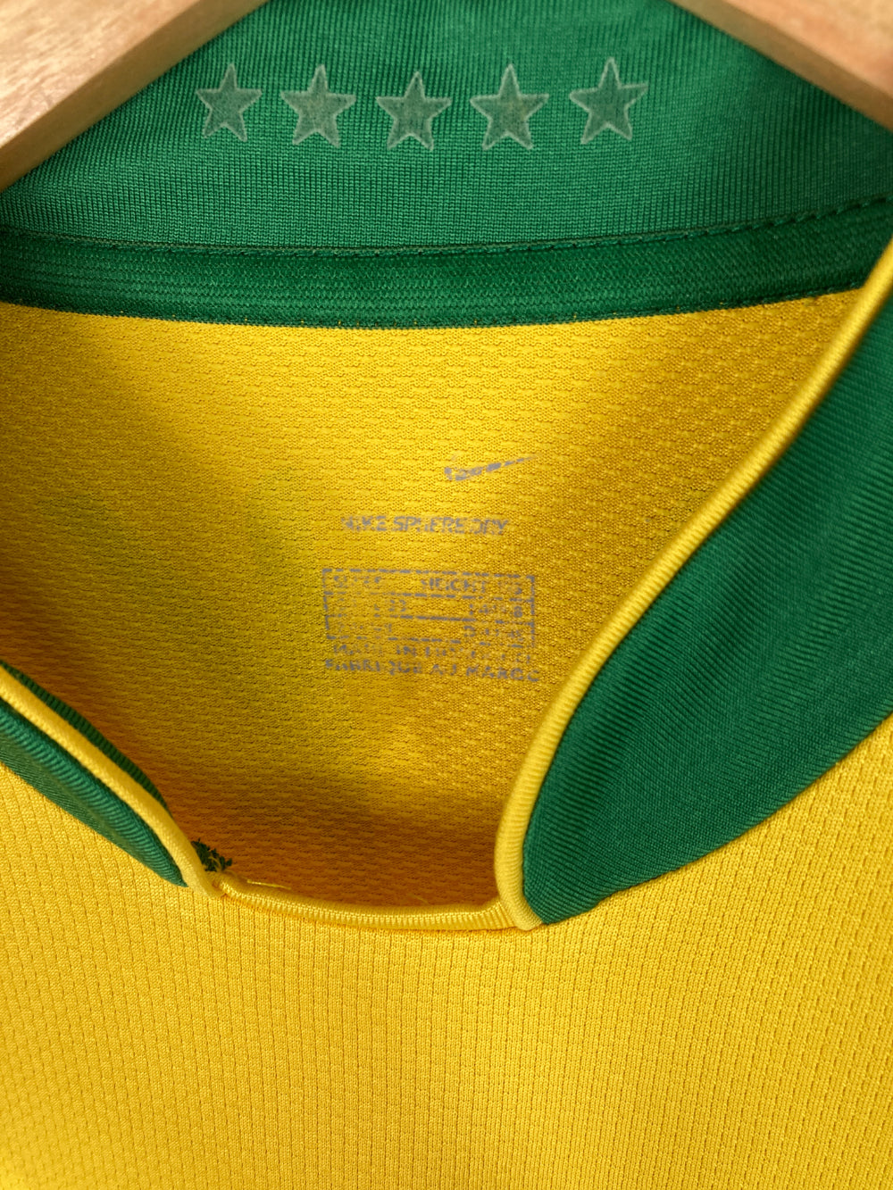 
                  
                    Original Brazil Home Jersey 2006-2008 #8 Kaka - M
                  
                