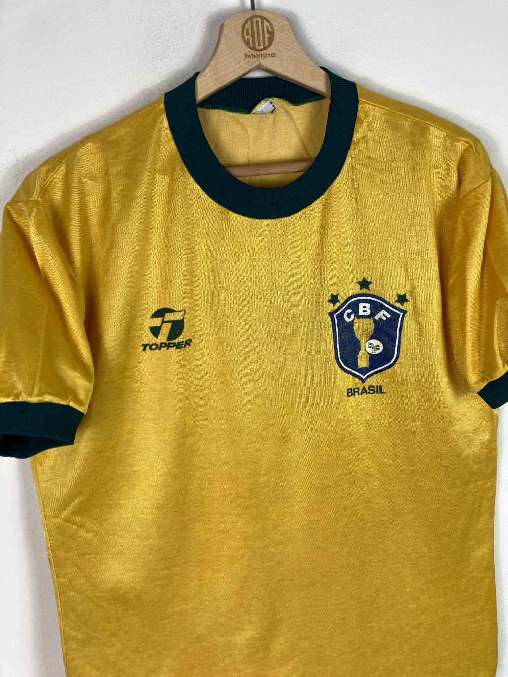 
                  
                    Original Brazil Home Jersey 1982-1985 - M
                  
                