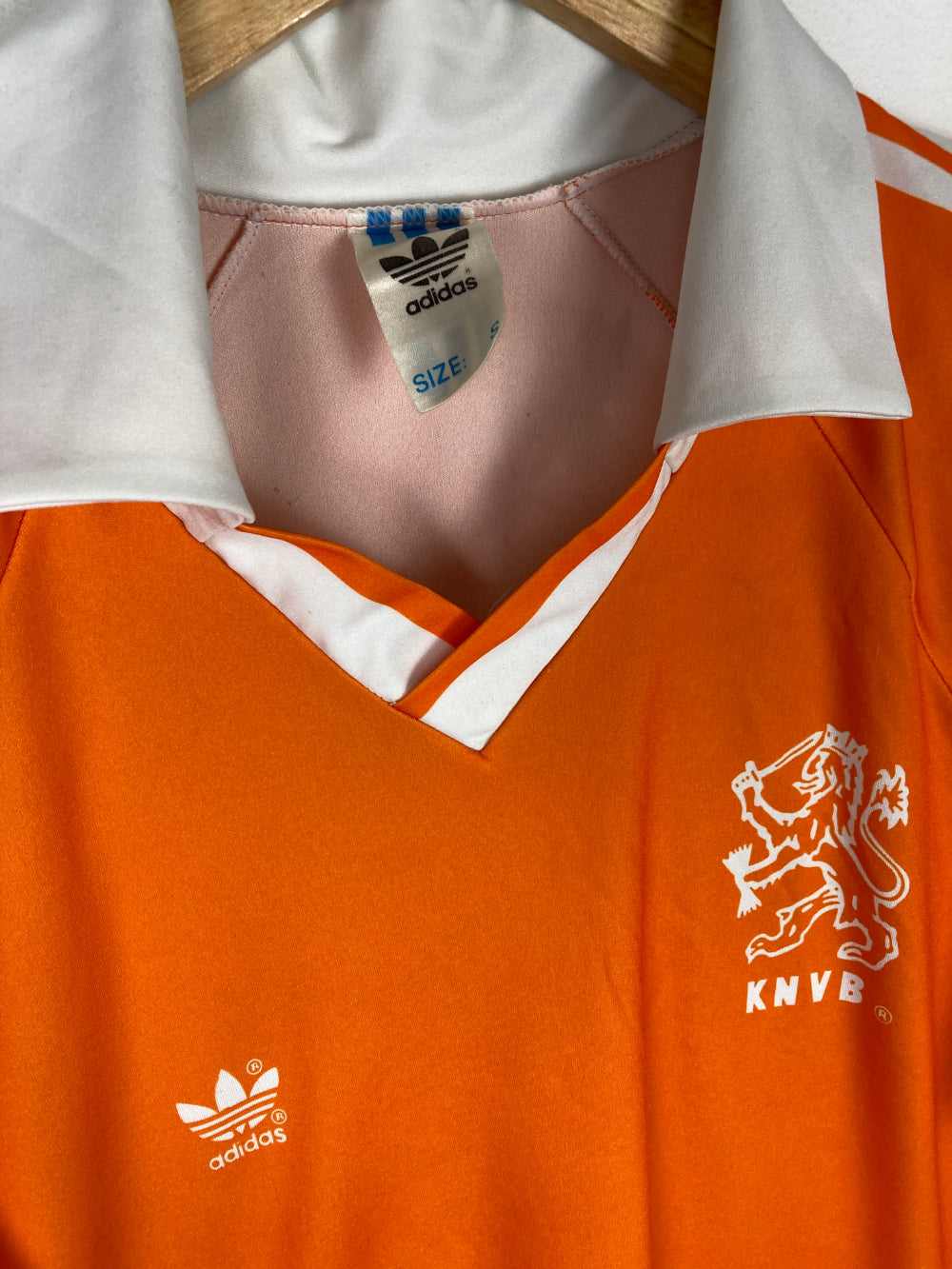 
                  
                    Original Holland Home Jersey 1990-1992 - S
                  
                