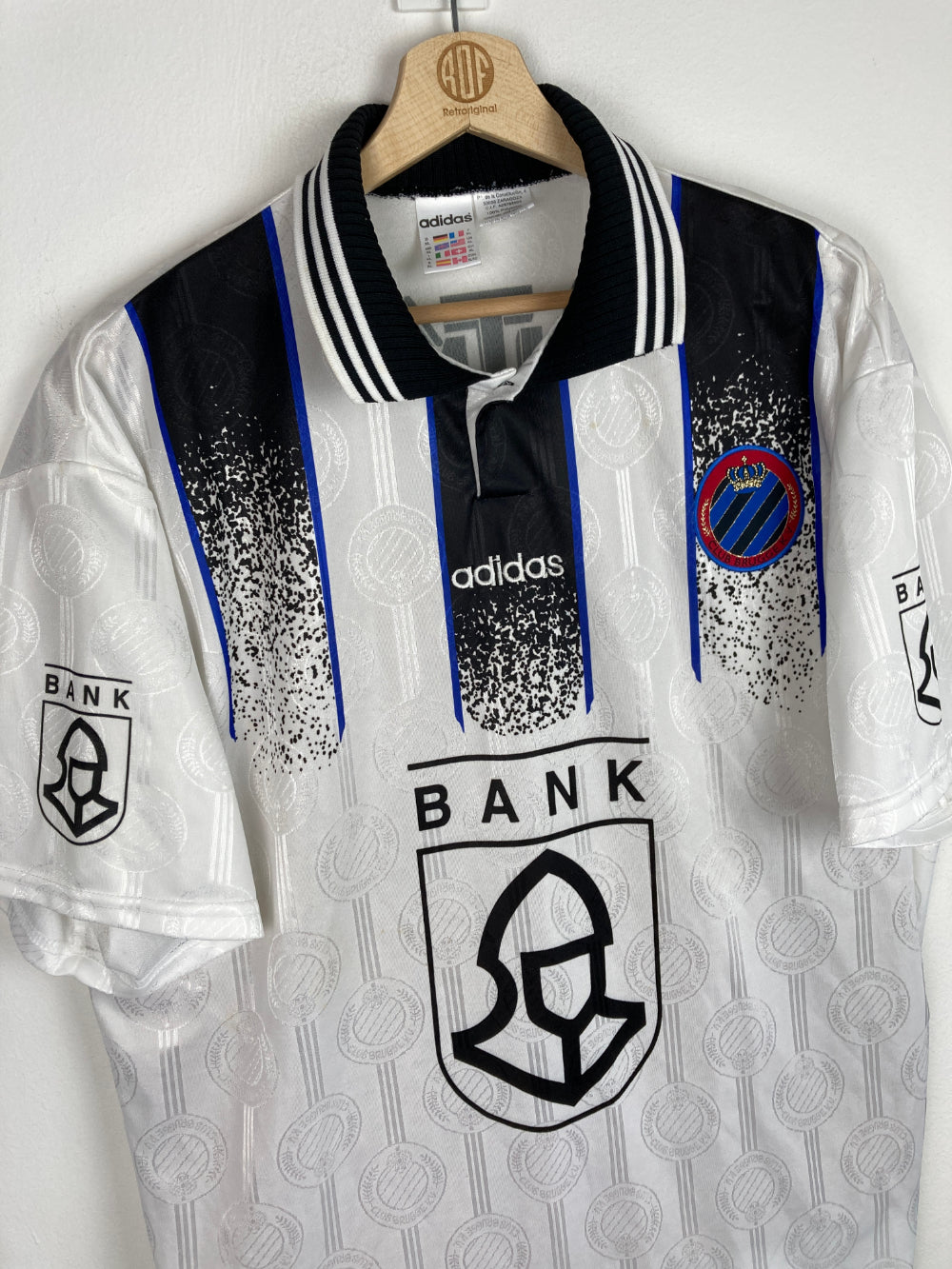 
                  
                    Original Club Brugge Away Jersey 1997-1998 - XL
                  
                