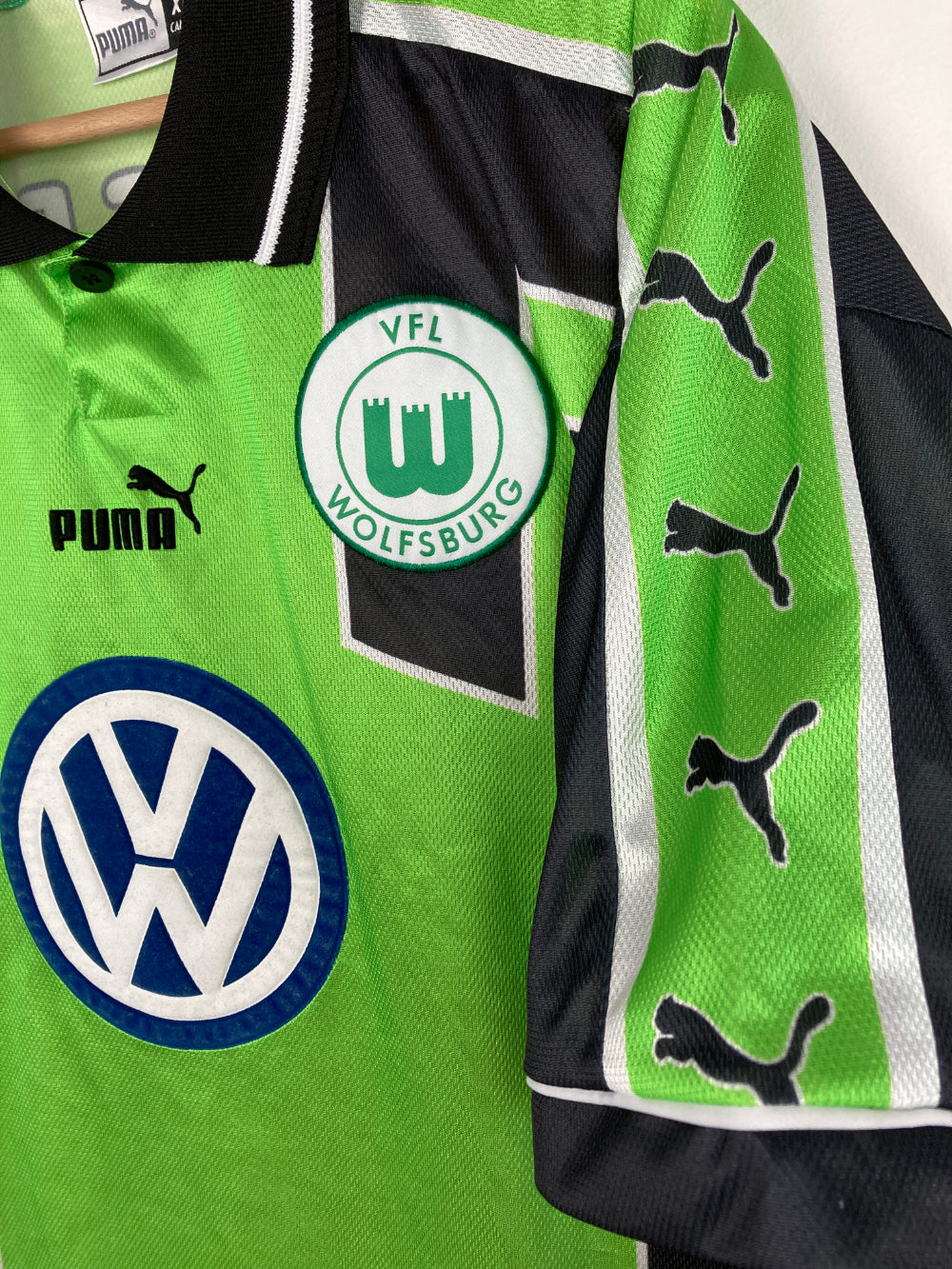 
                  
                    Original Wolfsburg VFL Home Jersey 1998-1999 - XL
                  
                