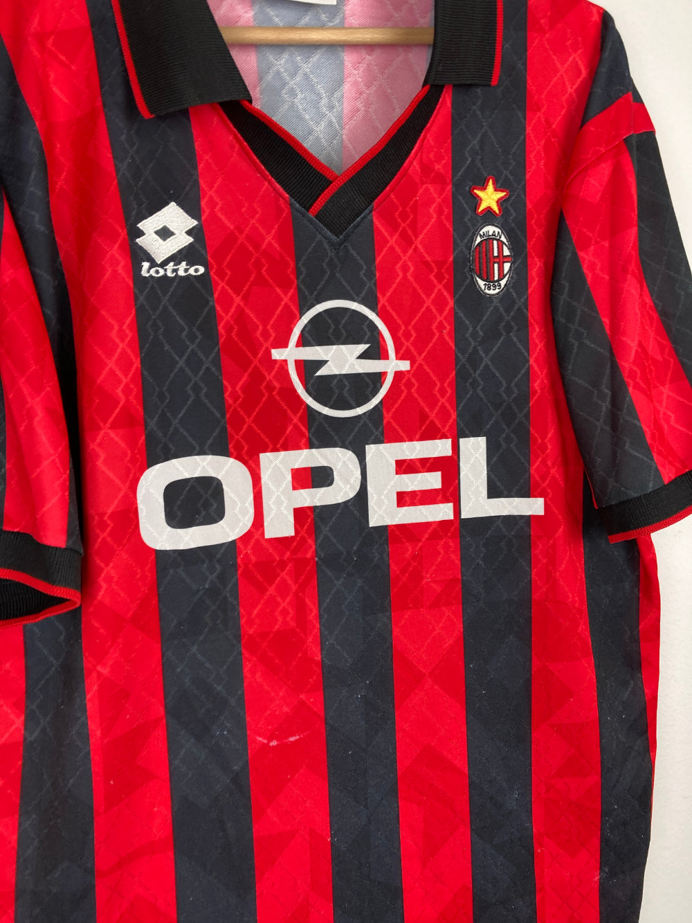 
                  
                    Original AC Milan Home Jersey 1995-1996 - XL
                  
                