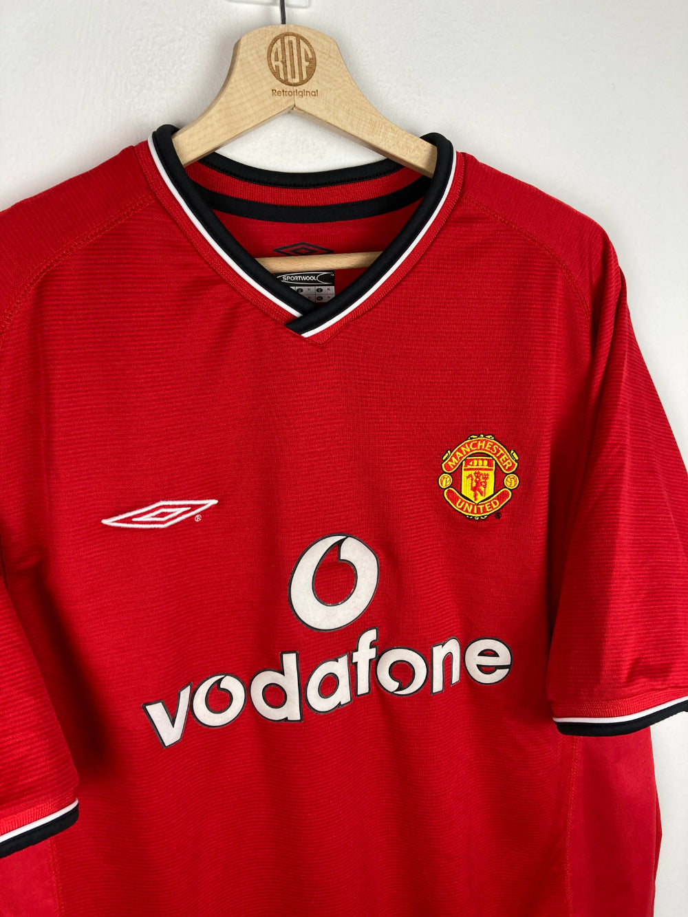 
                  
                    Original Manchester United FC Home Jersey 2000-2002 #7 Beckham - XL
                  
                