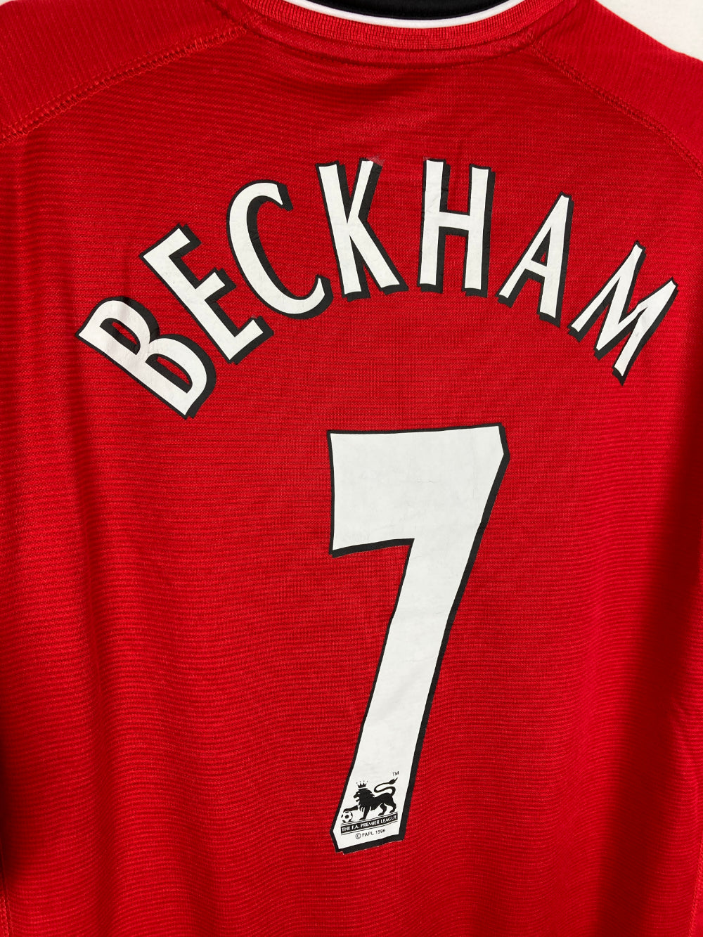 
                  
                    Original Manchester United FC Home Jersey 2000-2002 #7 Beckham - XL
                  
                