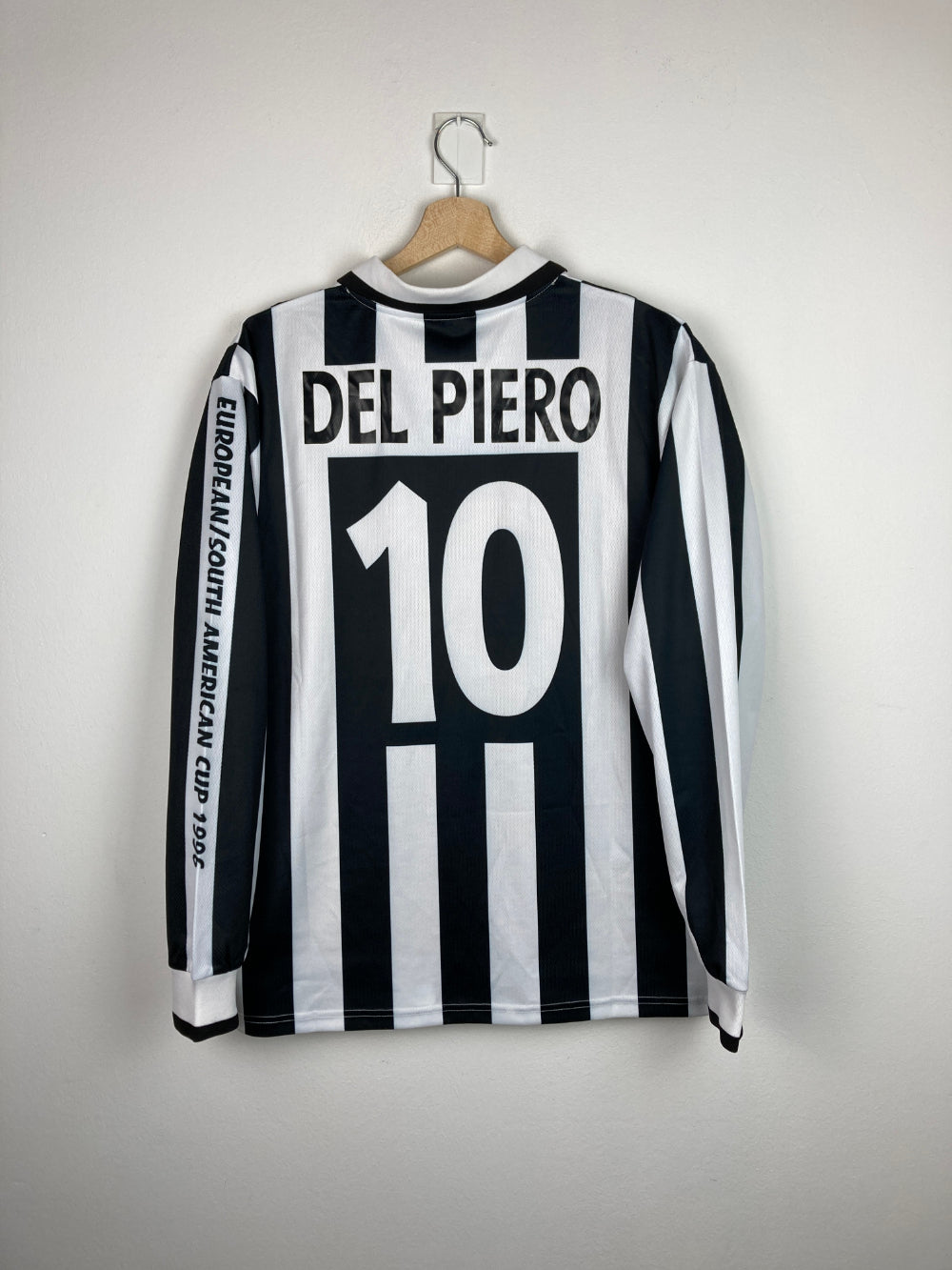 Original Juventus FC Cup Jersey 1996 #10 Del Piero - M