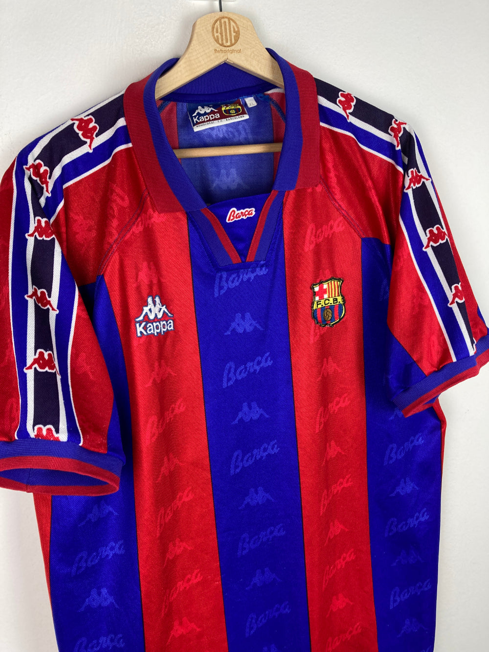 
                  
                    Original FC Barcelona *Player spec* Home Jersey 1996-1997 #9 Ronaldo - XL
                  
                