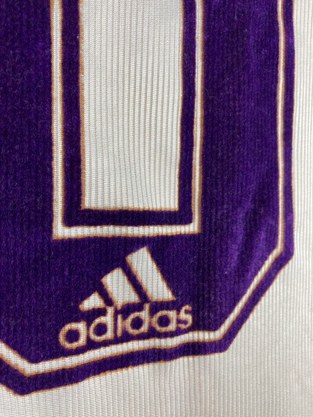 
                  
                    Original Anderlecht RSC *Matchworn* Home Jersey 1999-2000 #10 - XL
                  
                