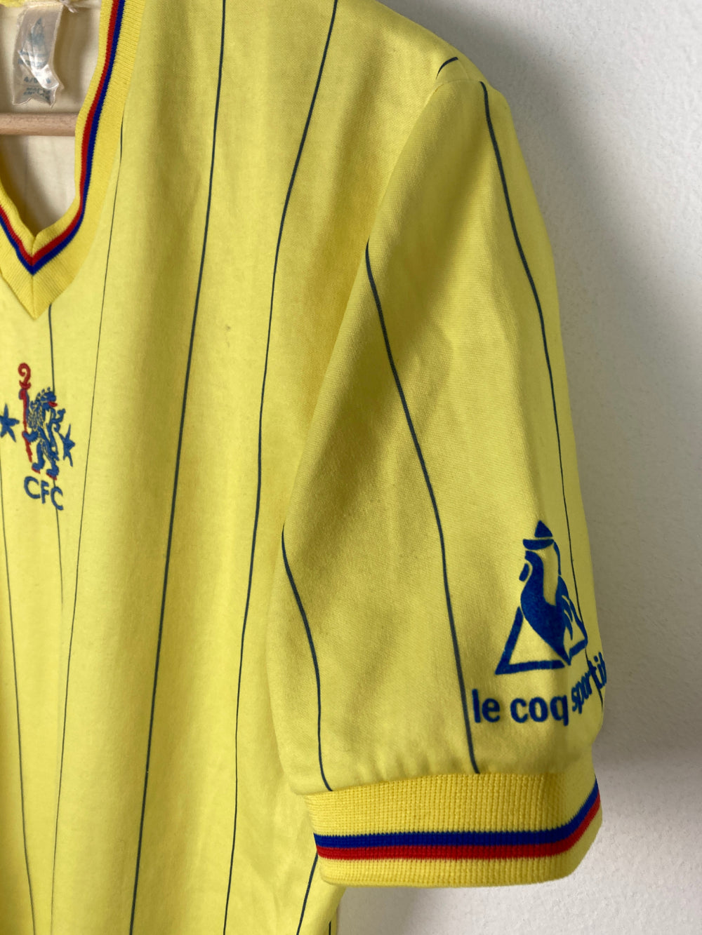 
                  
                    Original Chelsea FC Away Jersey 1981-1982 - M
                  
                