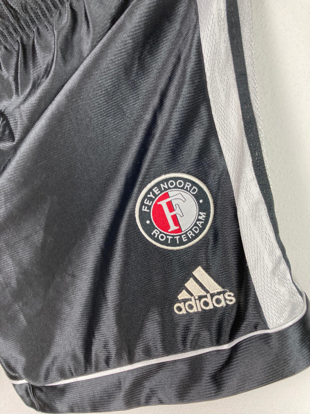 
                  
                    Original Feyenoord Home Shorts 1998-1999 - L
                  
                