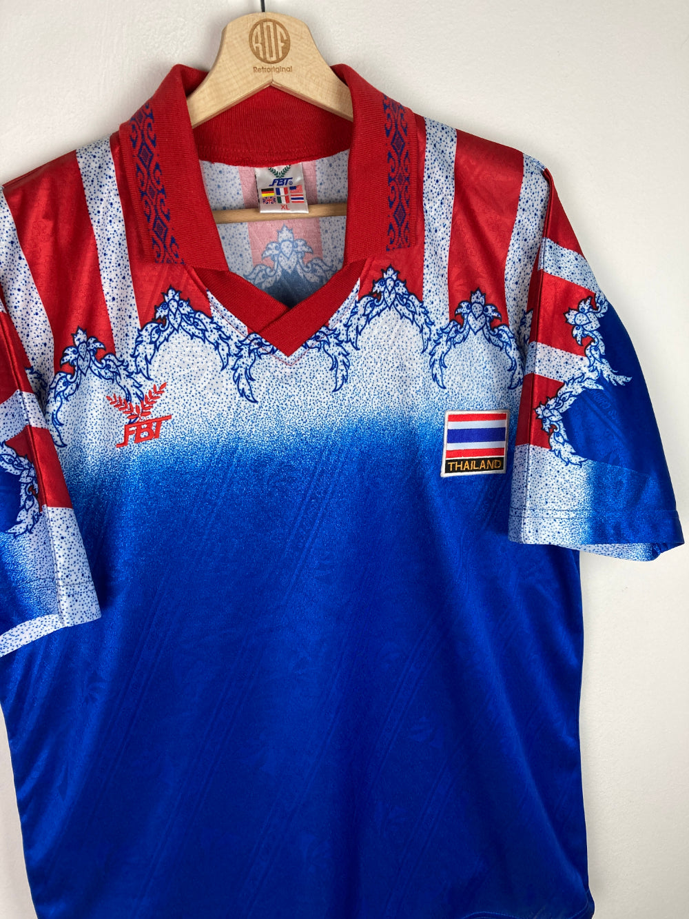 
                  
                    Original Thailand Away Jersey 1994-1995 - XL
                  
                