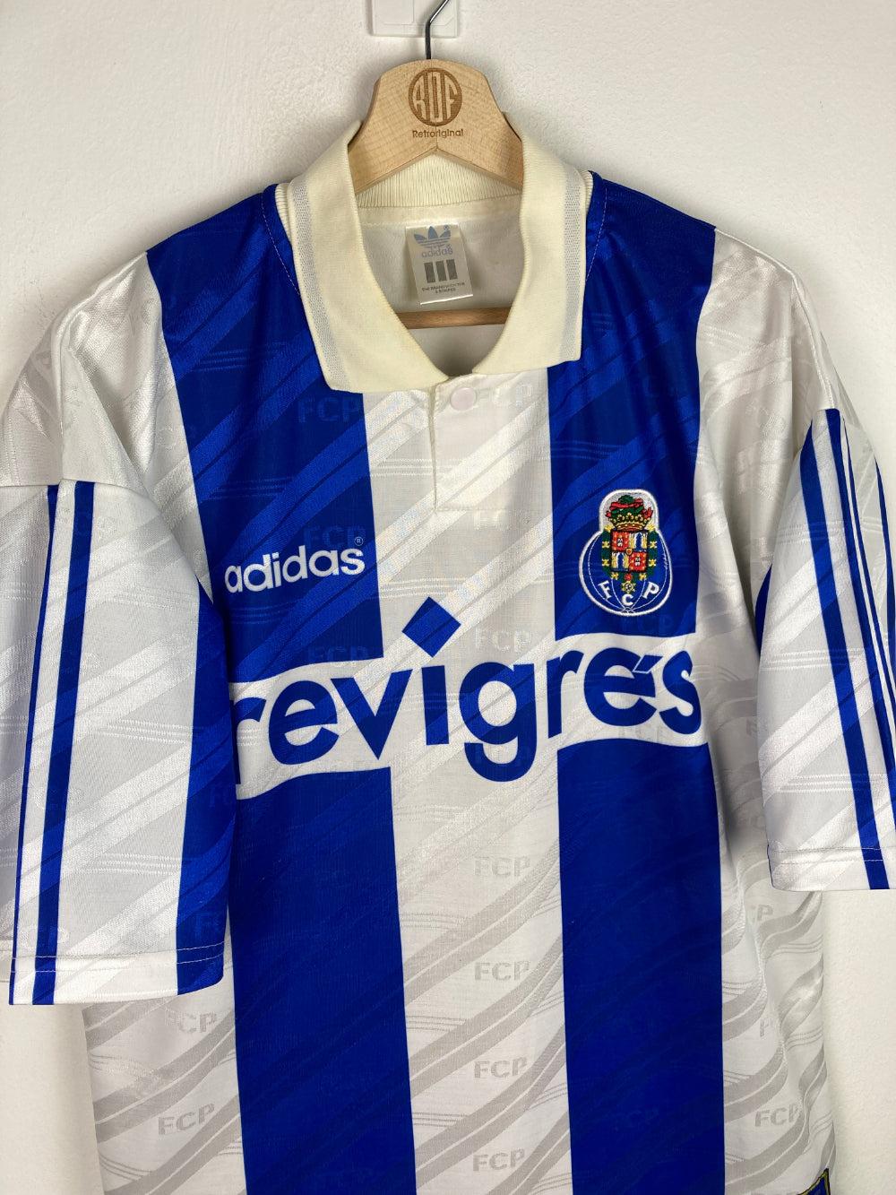 
                  
                    Original FC Porto Home Jersey 1995-1996 - XL
                  
                