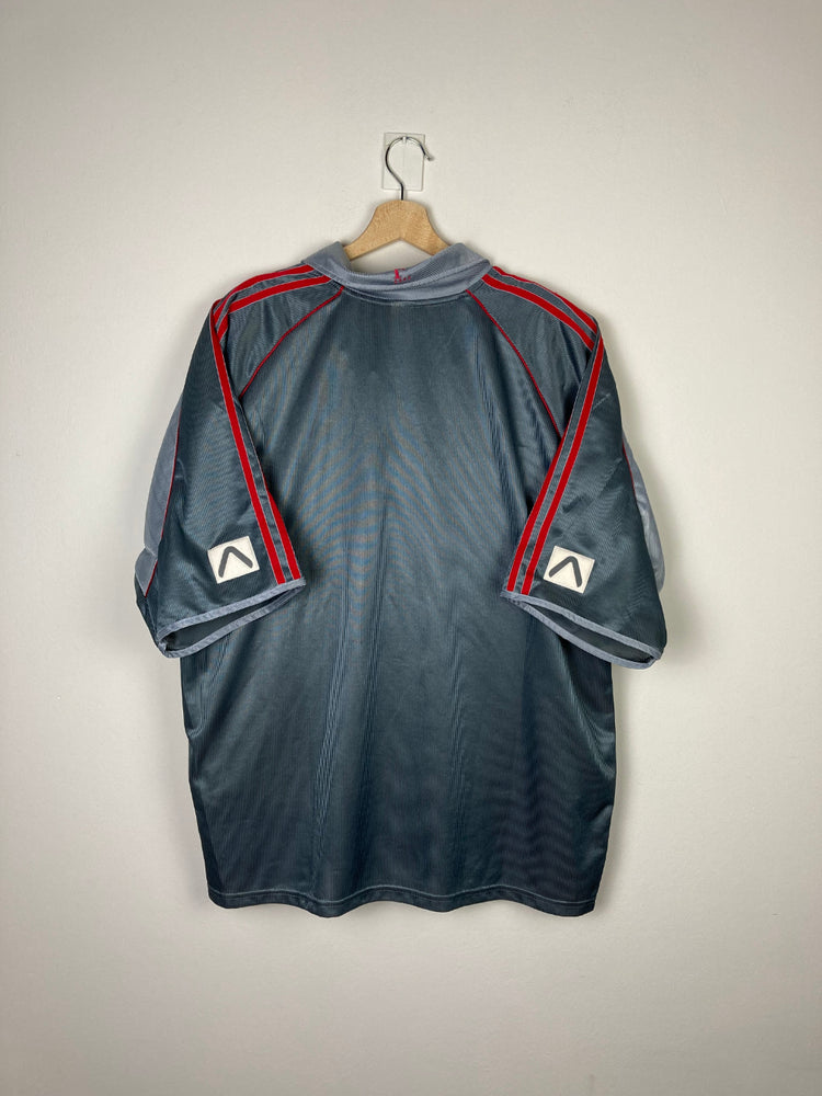 
                  
                    Original Feyenoord Away Jersey 1999-2000 - XXL
                  
                