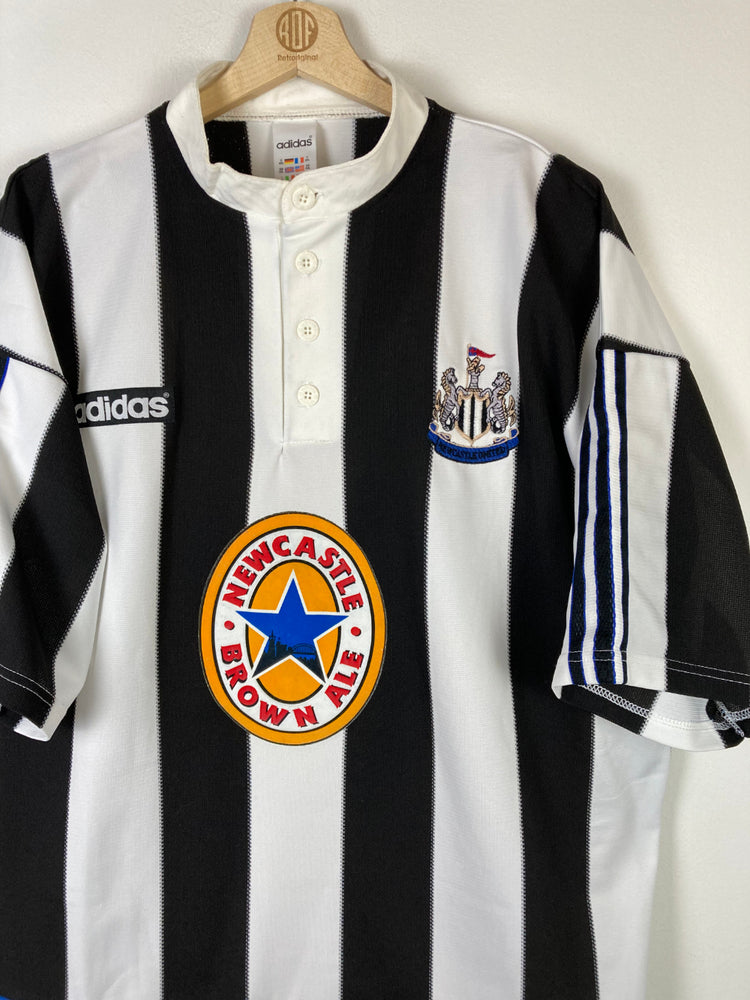 
                  
                    Original Newcastle United F.C. Home Jersey 1995-1997 - XXL
                  
                