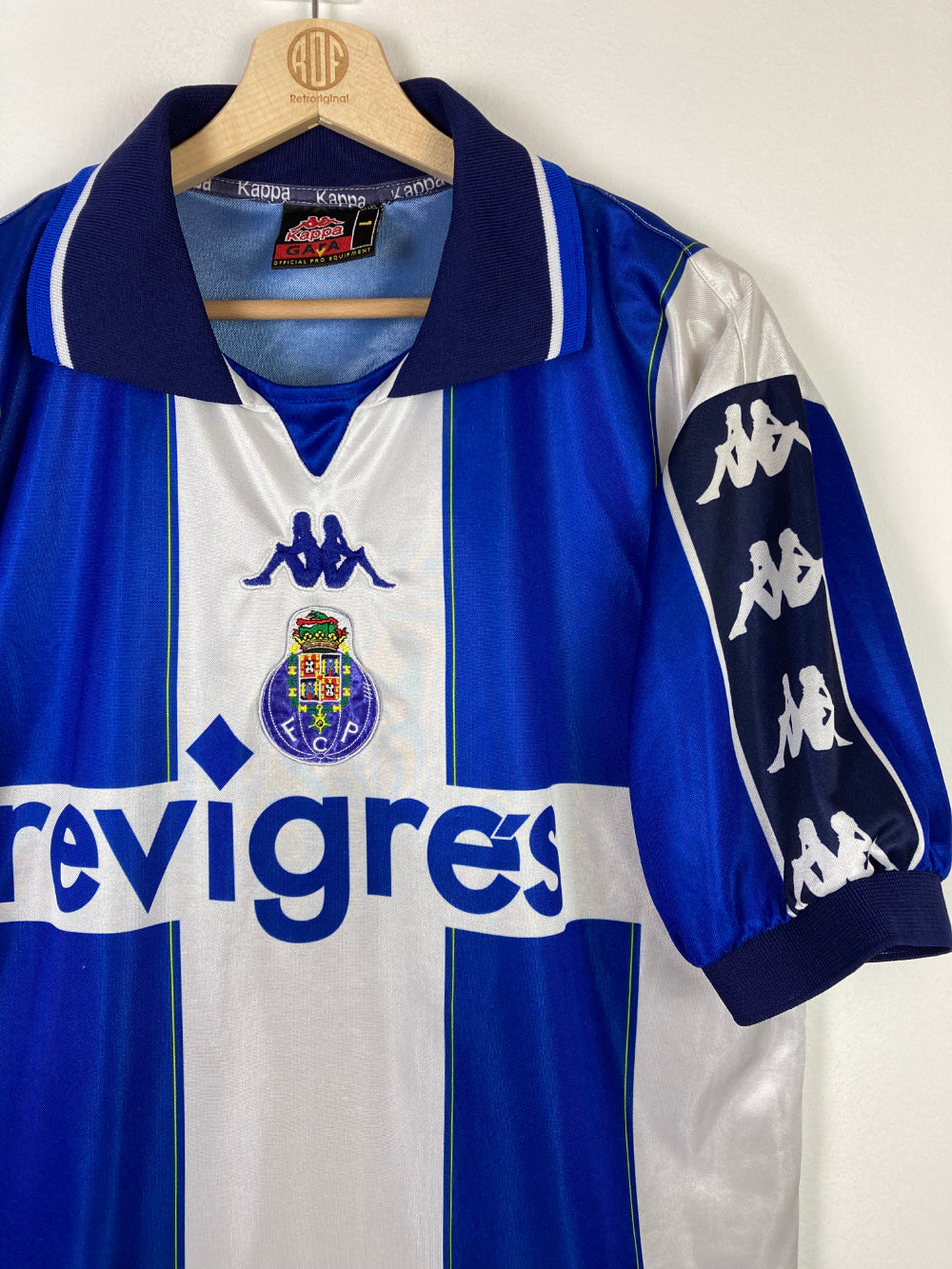 
                  
                    Original FC Porto Home Jersey 1999-2000 - xl
                  
                