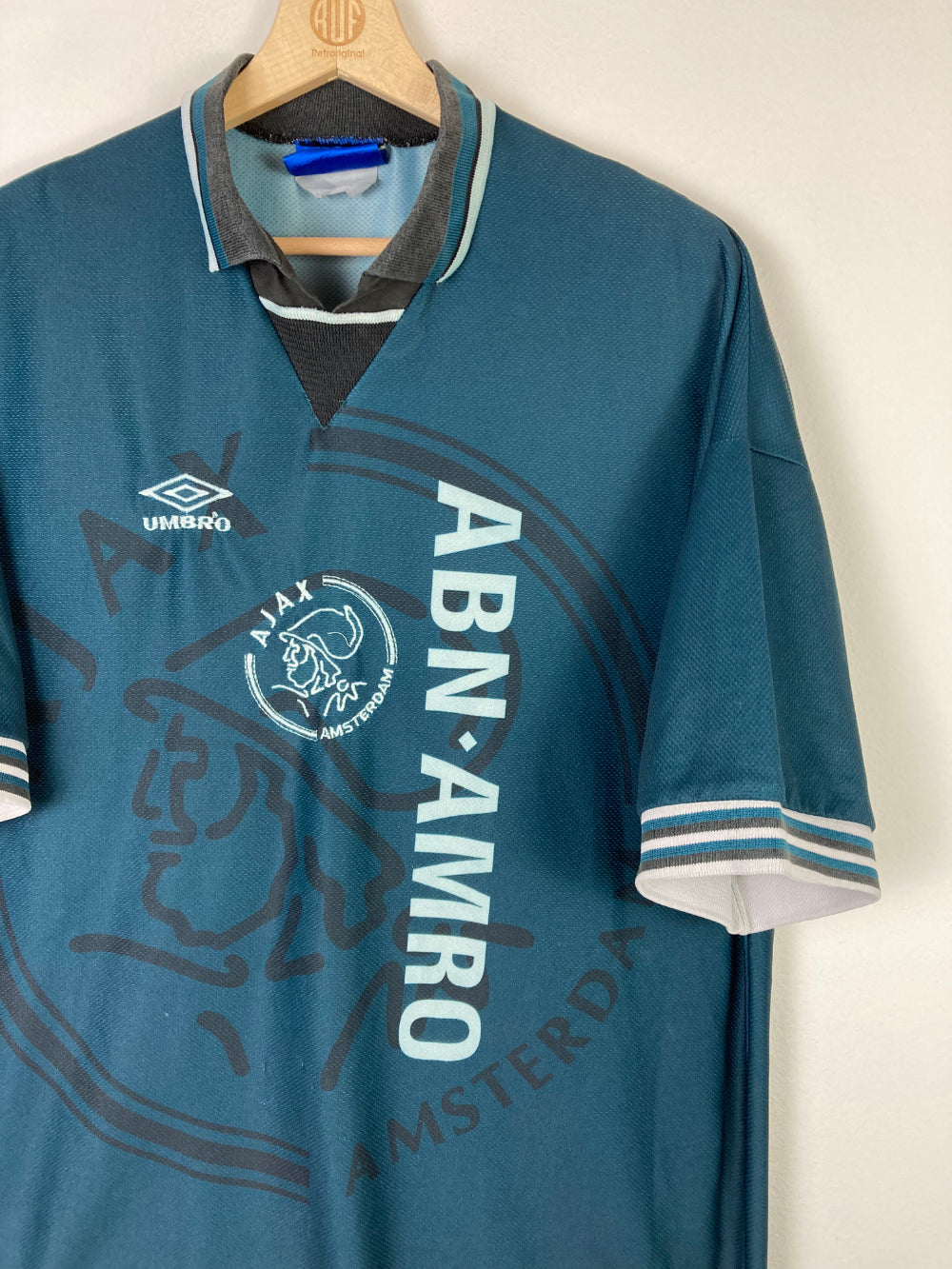 
                  
                    Original AFC Ajax Away Jersey 1995-1996 - XL
                  
                