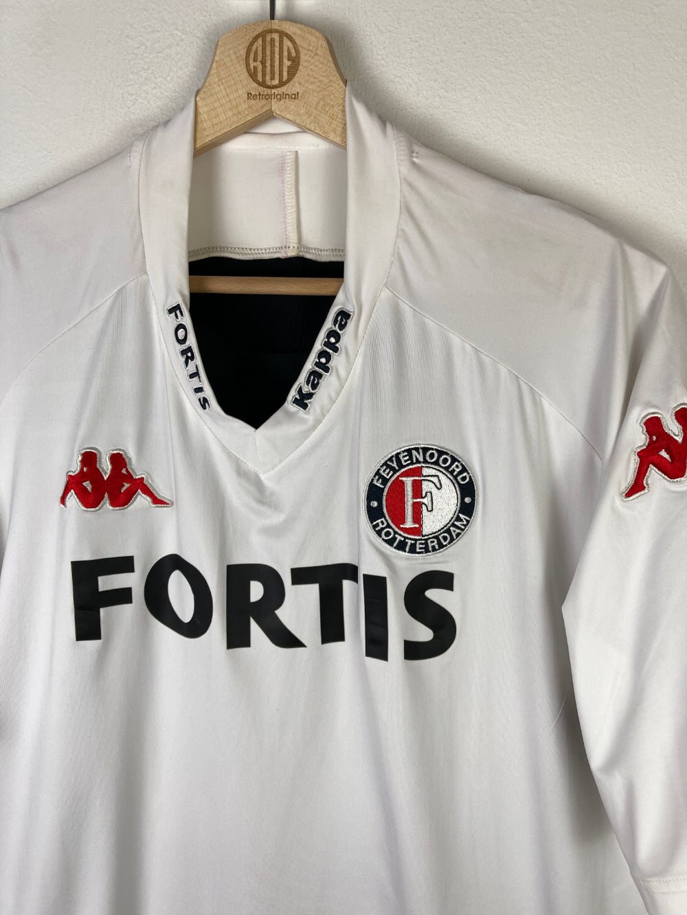 
                  
                    Original Feyenoord Rotterdam Training Jersey 2005-2006 - XXL fits L
                  
                