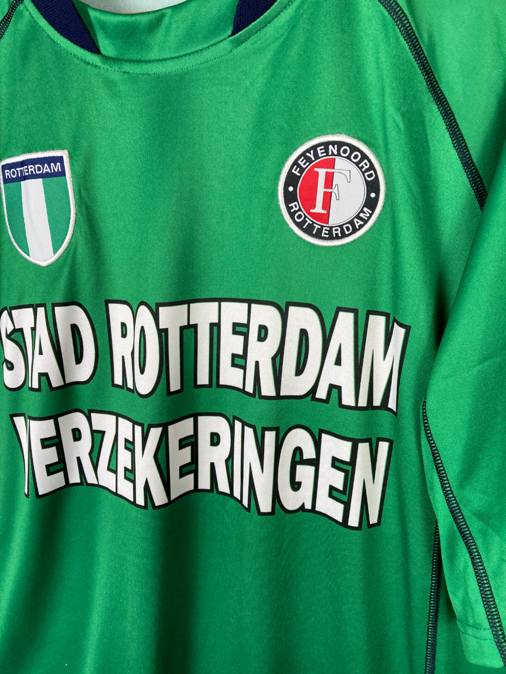 
                  
                    Original Feyenoord Rotterdam Away Jersey 2002-2003 - XL
                  
                