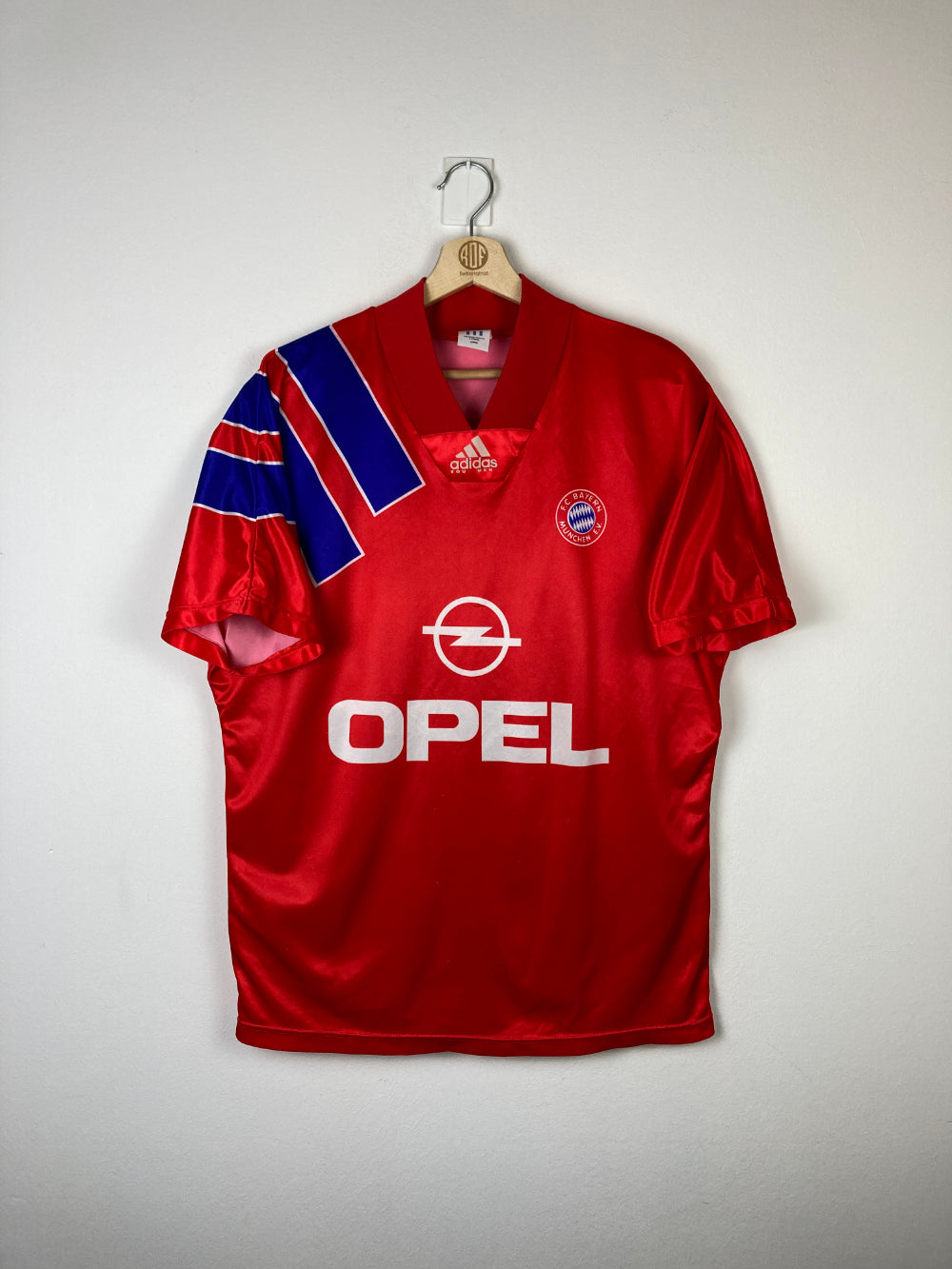 
                  
                    Original FC Bayern München Home Jersey 1991-1993 - L
                  
                
