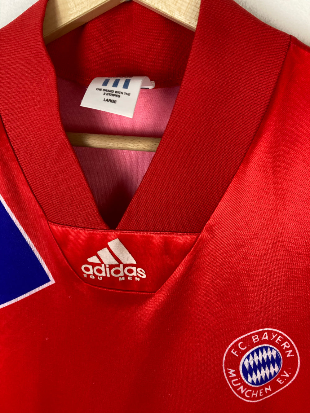 
                  
                    Original FC Bayern München Home Jersey 1991-1993 - L
                  
                