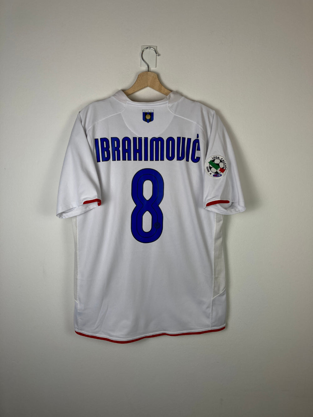 
                  
                    Original Inter Milan *Alternative* Jersey 2007-2008 #8 of Zlatan Ibrahimovic - XL
                  
                
