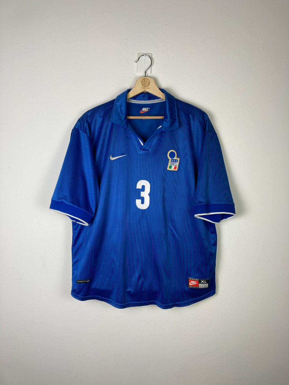
                  
                    Original Italy Home Jersey 1998-2000 #3 Maldini - XL
                  
                