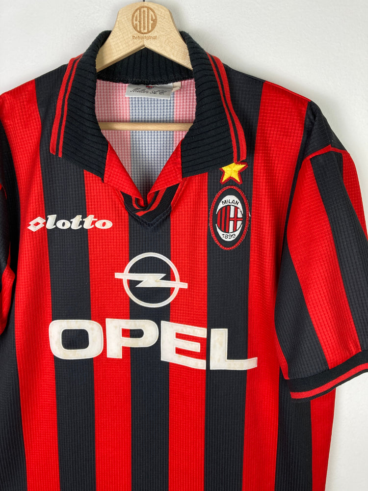 
                  
                    Original AC Milan Home Jersey 1997-1998 - L
                  
                