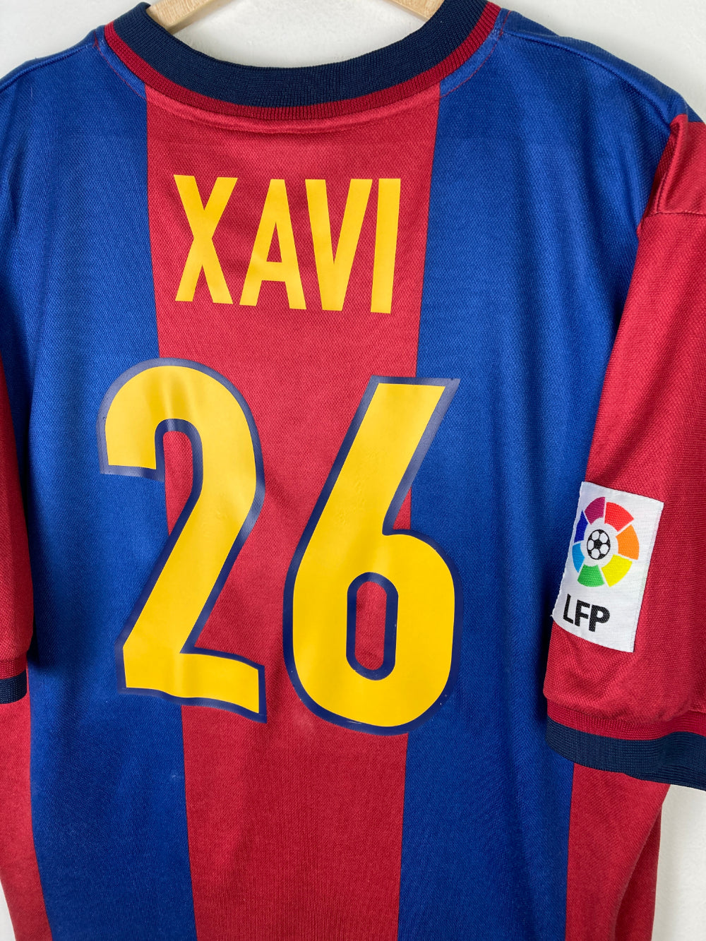 Xavi jersey hot sale