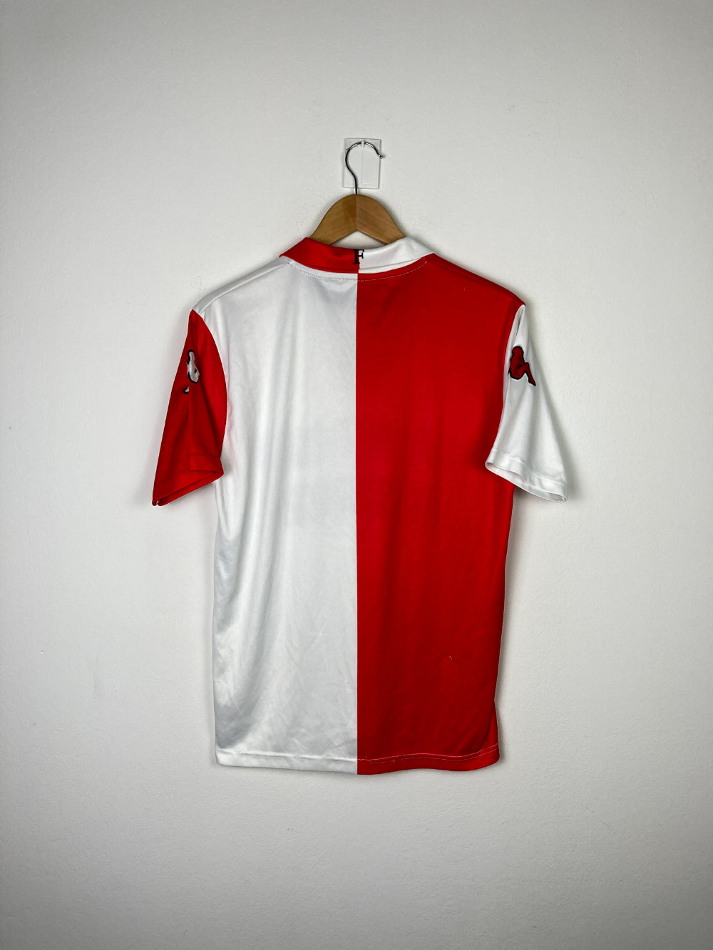 
                  
                    Original Feyenoord Rotterdam Home Jersey 2001-2002 - YXXL fits S
                  
                