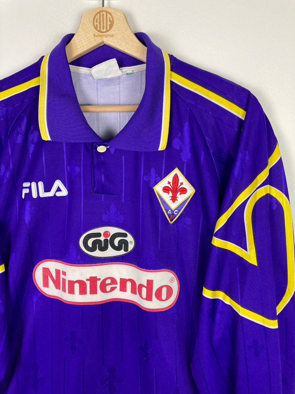 
                  
                    Original ACF Fiorentina *Matchworn* Home Jersey 1997-1998 #11- L
                  
                
