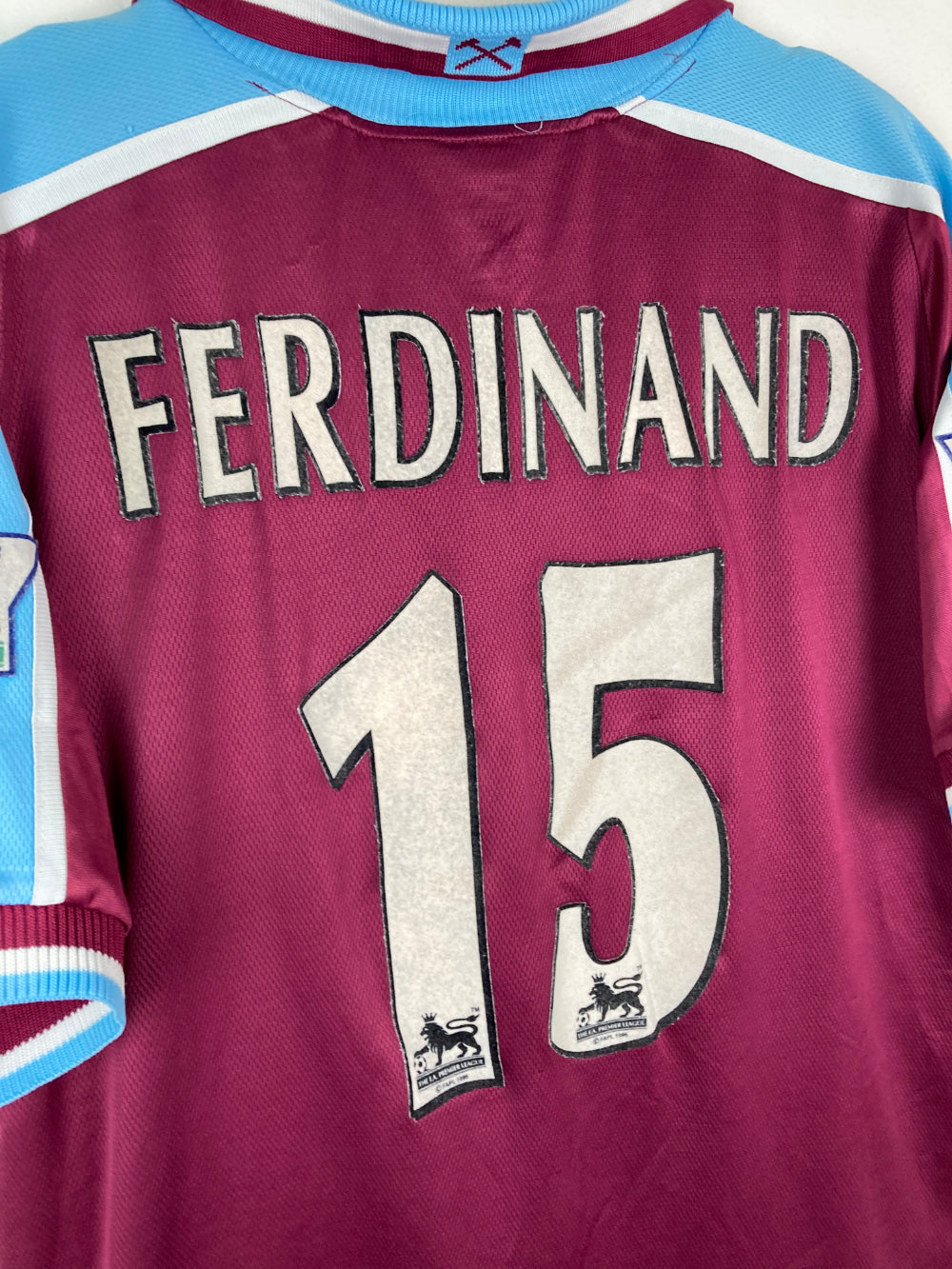 
                  
                    Original West Ham United FC *Match-issued* Home Jersey 1999-2001 #15 Ferdinand- XL
                  
                