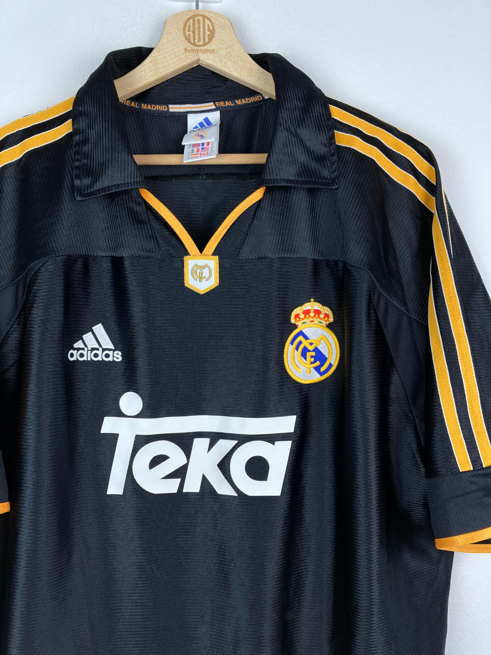 
                  
                    Original Real Madrid CF Away Jersey 1999-2001 #19 Anelka- XL
                  
                